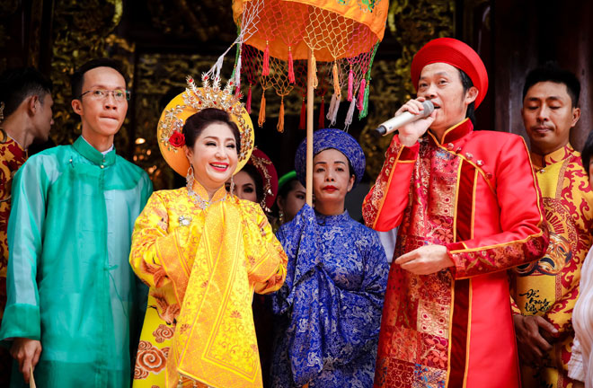 Nhã Phương khéo che vòng hai, đến dâng hương giỗ Tổ nghề - 9