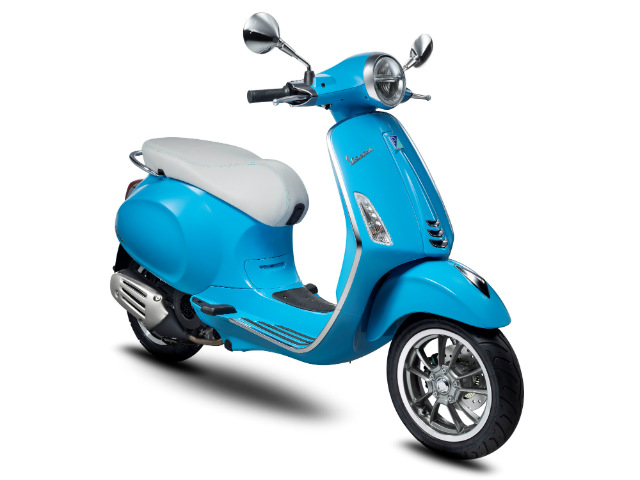 Ngắm Vespa Primavera bản kỷ niệm 50 năm giá 77,5 triệu đồng tại Việt Nam