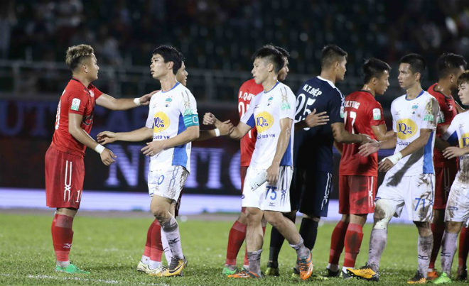 Vì sao quân bầu Đức không thể rớt hạng? - 1