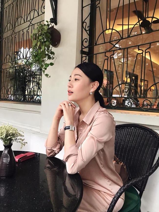 Phút thảnh thơi hiếm hoi của nữ chính &#34;Quỳnh búp bê&#34;.