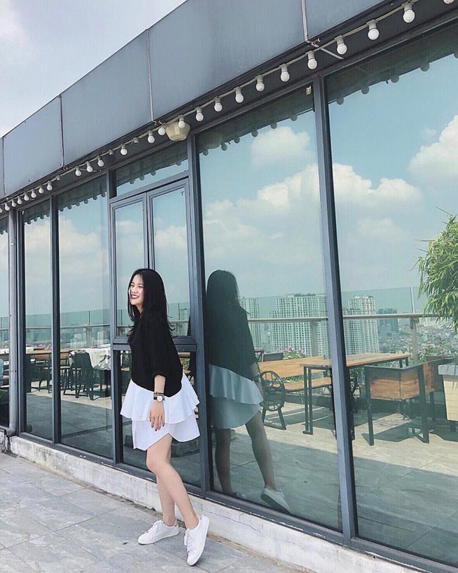 Trên Facebook hay Instagram, Hoàng Anh gần như không nhắc đến bạn trai cầu thủ.&nbsp;