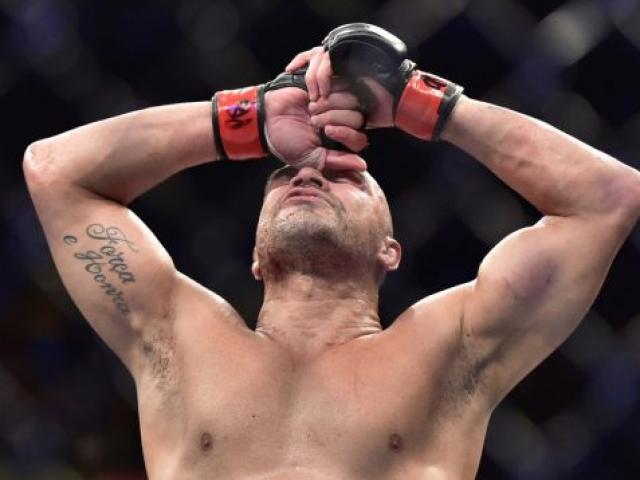 Thể thao - Tin nóng võ thuật 23/9: Võ sỹ UFC thắng xong giải nghệ luôn