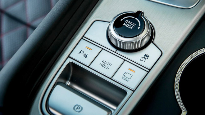 Sedan hạng sang Genesis công bố giá từ 802 triệu đồng - 9