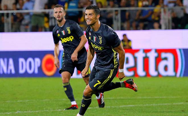 Ronaldo vực Juventus khỏi vũng lầy: Đẳng cấp xứng đáng đoạt The Best - 1