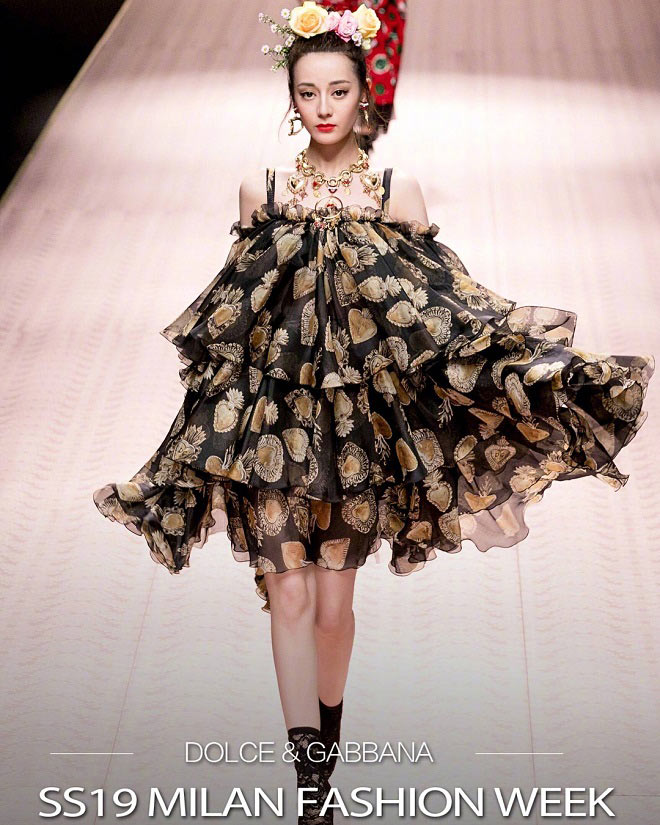 Ái nữ tỷ phú sòng bài Macao xinh nổi bật ở show Dior - 3