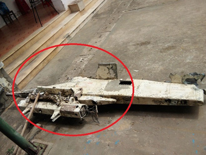 Nóng 24h qua: Thông tin mới vụ phát hiện mảnh vỡ nghi của máy bay trên biển Quảng Bình - 1