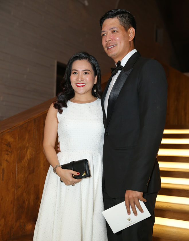 Trường Giang, Nhã Phương đãi tiệc đẹp như tiên cảnh, sao Việt đổ về dự - 7