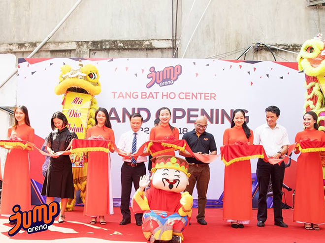 Tưng bừng khai trương trung tâm giải trí bạt nhún đẳng cấp JUMP ARENA - 1