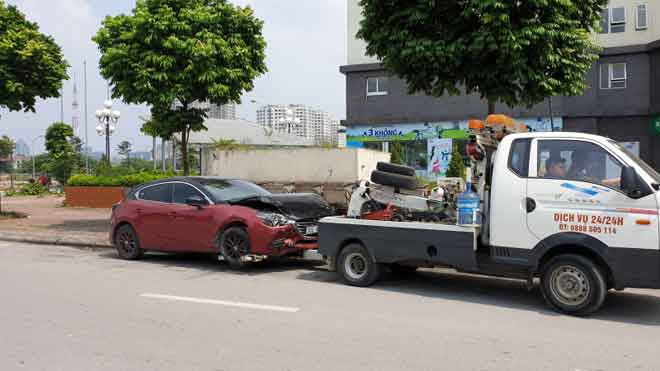 Tài xế không đến giải quyết, sẽ tịch thu Mazda3 náo loạn Cầu Diễn - 1