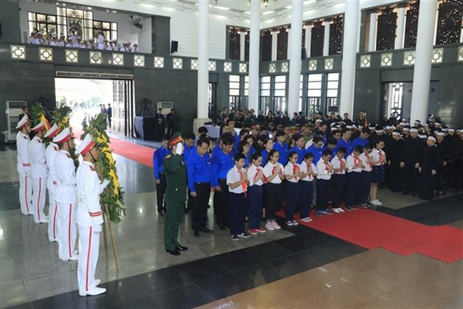 Trực tiếp Lễ viếng Chủ tịch nước Trần Đại Quang - 50