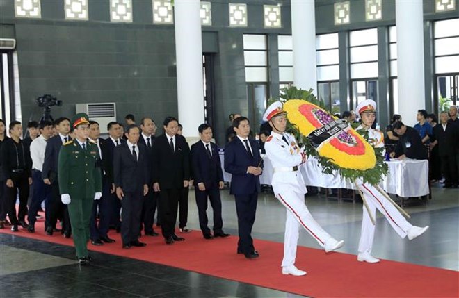 Trực tiếp Lễ viếng Chủ tịch nước Trần Đại Quang - 38