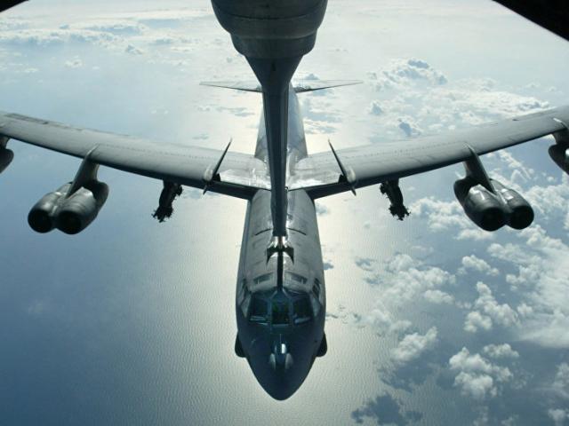 Mỹ lại điều B-52 tuần tra Biển Đông, bất chấp căng thẳng TQ