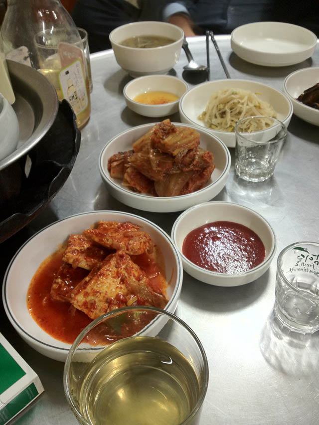 Trái ngược với món cá đuối thường thấy, đặc sản Hàn Quốc này khiến ai cũng bịt mũi khi ăn - 6