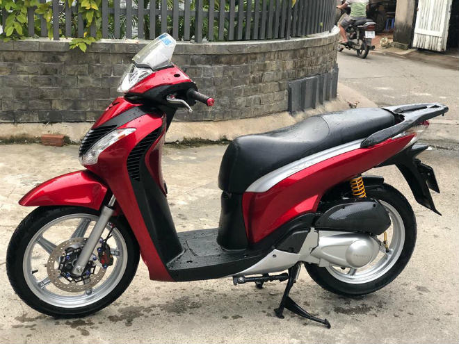Mê mệt Honda SH Ý biển đẹp, độ đồ cao cấp của dân chơi Biên Hòa - 6