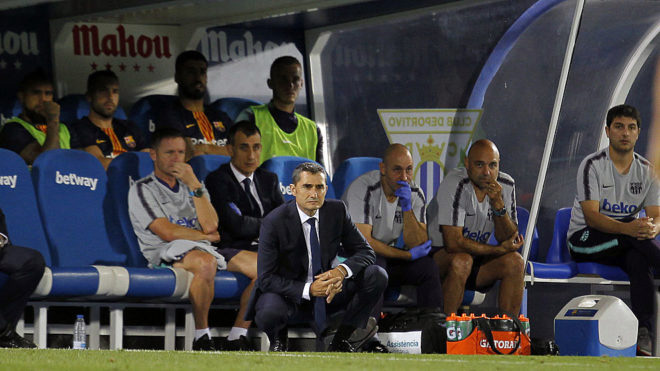 Barca sớm lộ &#34;tử huyệt&#34;: Sai lầm chuyển nhượng, Valverde đau đầu - 2