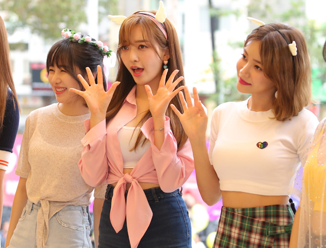 Cận cảnh nhan sắc "báu vật Hàn Quốc" khiến fan Sài thành "mất ăn mất ngủ" - 5