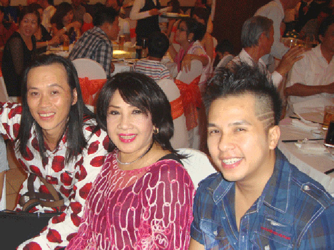 Điều khiến Hoài Linh gây sốt mỗi khi đi đám cưới - 3