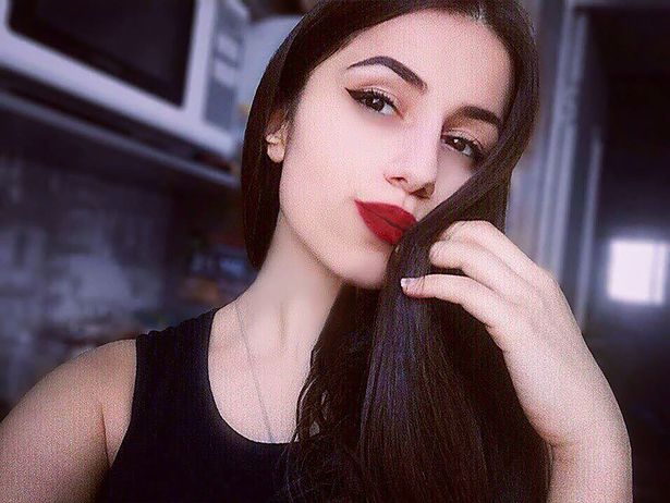 Diễn biến mới vụ trùm mafia Nga bị 3 con gái xinh đẹp đâm chết - 2