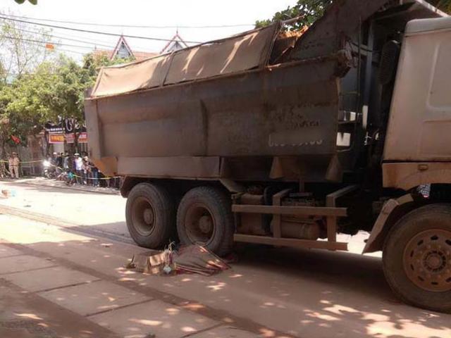 Đôi vợ chồng tử vong thương tâm trên đường đi bốc thuốc