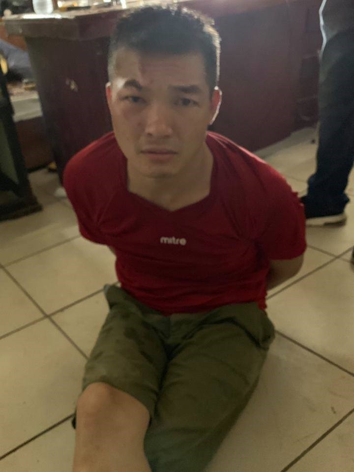 Nóng trong tuần: Bị cắn đứt lưỡi, “yêu râu xanh” vẫn kéo cô bé 14 tuổi ra bãi đất trống hiếp dâm - 4