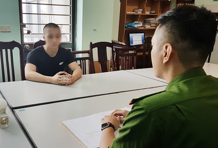 Dùng Facebook “ảo” bán bánh socola chứa chất cấm, nam sinh lãnh hậu quả - 1