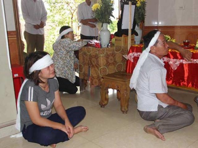 Tin tức trong ngày - Nóng 24h qua: Tiếng khóc xé lòng của con cái tiếc thương người mẹ tử vong khi chữa cháy rừng