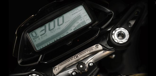 Mãn nhãn siêu mô tô độc nhất vô nhị mạ vàng "vua chúa" MV Agusta - 8