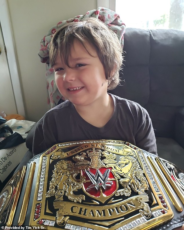 Trộm vội vàng trả đồ ăn cắp khi biết chủ nhân món đồ là ai - 2