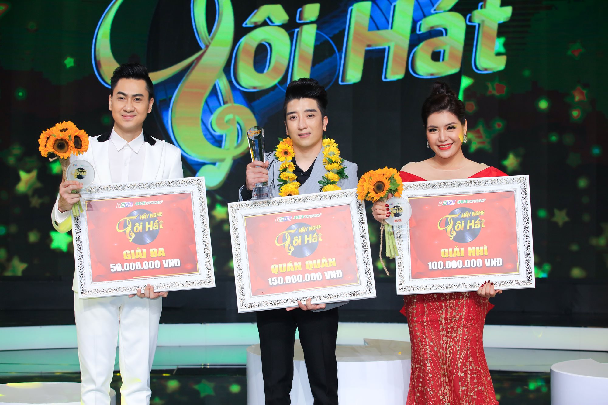 Nam ca sĩ 12 lần đi thi hát, mỗi đêm chạy 7-9 show kiếm 60 triệu/ tháng là ai? - 1