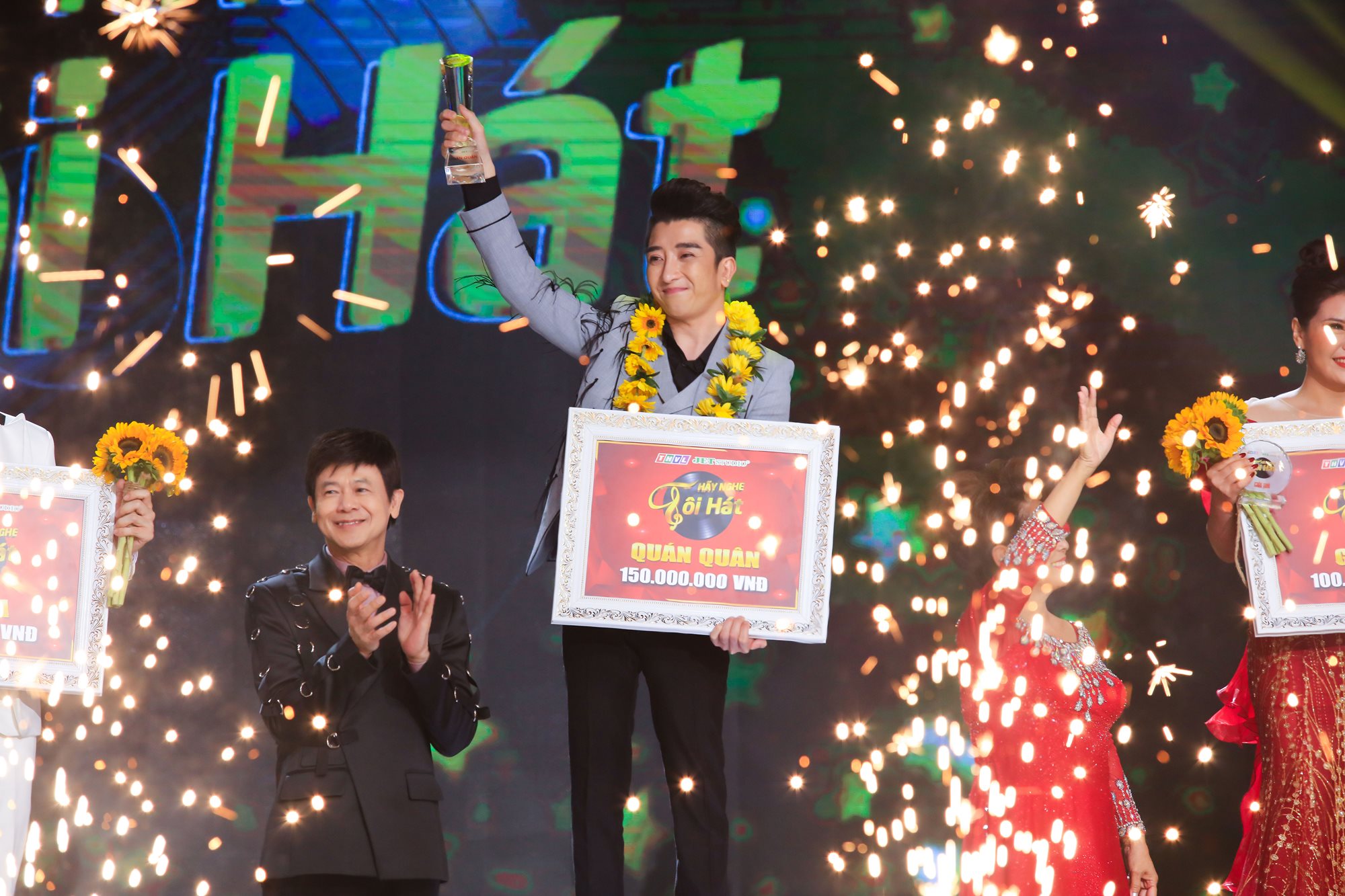 Nam ca sĩ 12 lần đi thi hát, mỗi đêm chạy 7-9 show kiếm 60 triệu/ tháng là ai? - 3