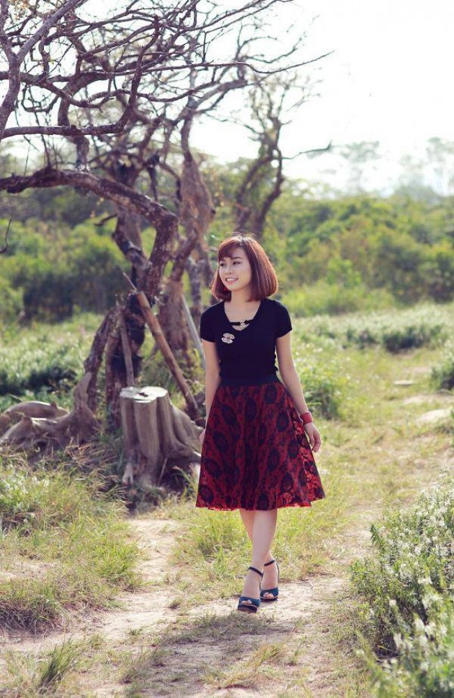 Phong cách nữ tính, nhiều sắc màu của cô nàng tóc ngắn - 2