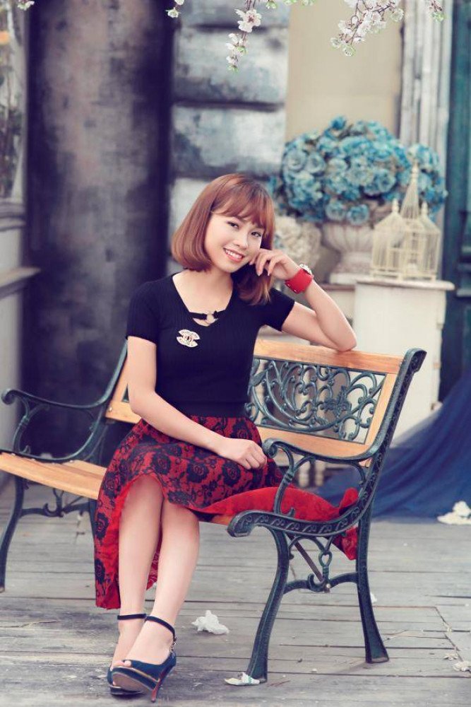 Phong cách nữ tính, nhiều sắc màu của cô nàng tóc ngắn - 1