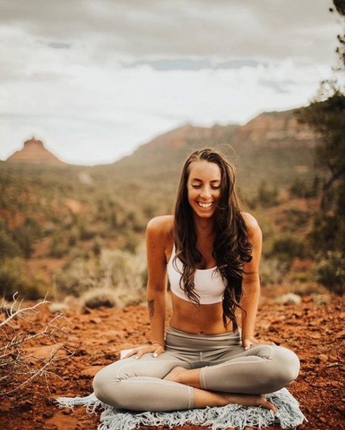 Độc và lạ: Gái xinh nhịn ăn, chỉ thở để đẹp - 3