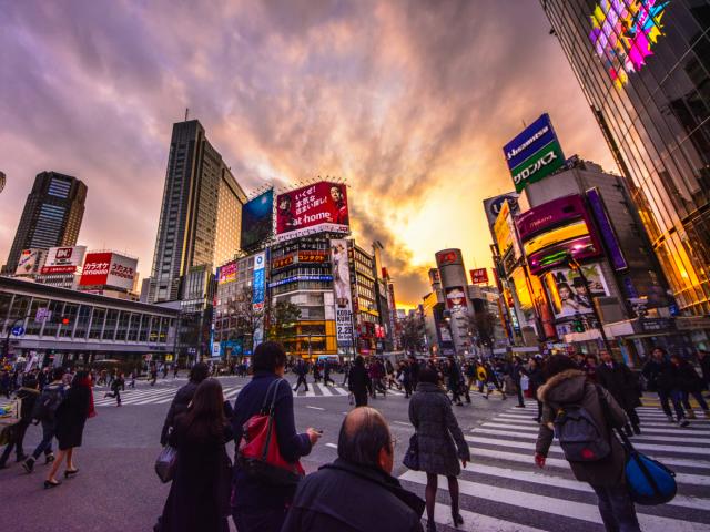 Media - Giao lộ đông đúc nhất thế giới, cứ mỗi 2 phút có 2.500 người cùng sang đường