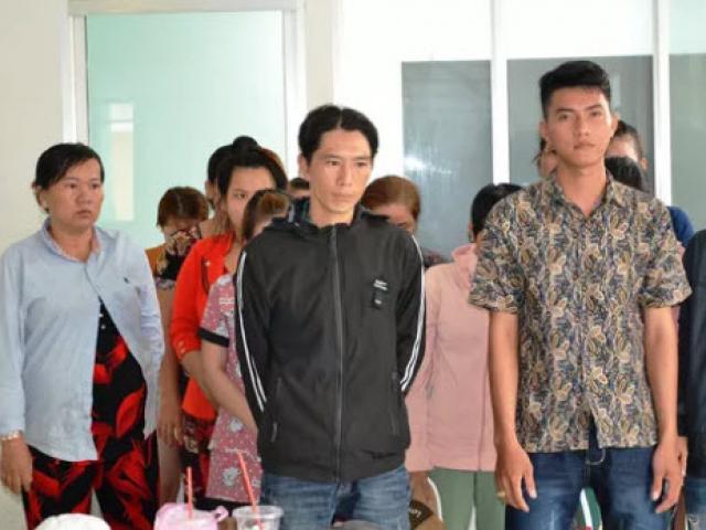 Pháp luật - Tiền "khủng" trong ổ tệ nạn gồm 18 bà và 6 ông