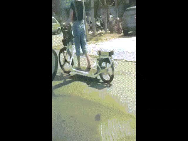 Bạn trẻ - Cuộc sống - Không cần khoe thân, gái trẻ ra đường khiến ai cũng trầm trồ