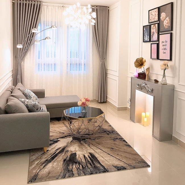 Căn nhà của Thúy Vi được thiết kế theo phong cách trẻ trung, hiện đại, đầy đủ mọi tiện nghi sang trọng.