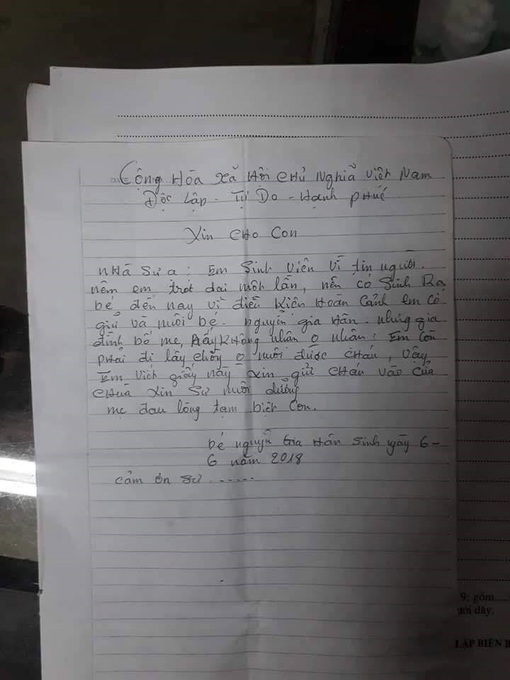 Nóng 24h qua: Bé gái bị bỏ rơi kèm lá thư "em trót dại một lần nên sinh cháu" - 5