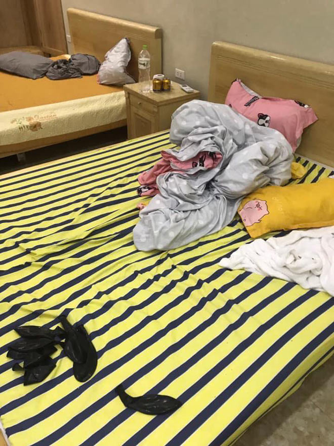 Thuê biệt thự hạng sang ở, nhóm thanh niên vẫn mang theo lối sống "khu ổ chuột" - 3