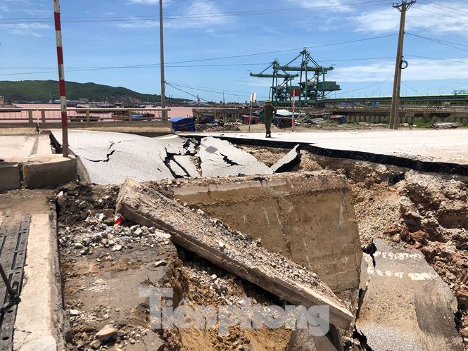 Cầu Yên Hòa bị xé toạc khiến 2 người chết: Nghi vấn chất lượng công trình - 2