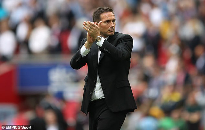 Tân HLV Lampard mưu phục hưng Chelsea: Mơ hạ MU làm quà ra mắt - 1