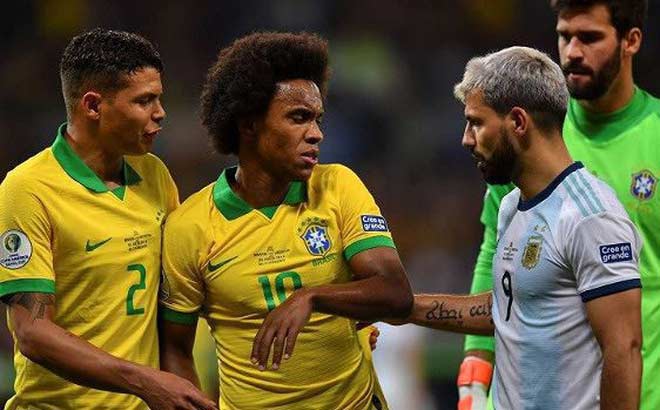 Cú sốc chung kết Copa America: HLV Brazil doạ từ chức - 1