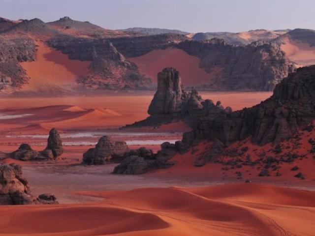 Du lịch - Chẳng cần tàu vũ trụ, ghé "mặt trăng thu nhỏ" ngay trên mặt đất