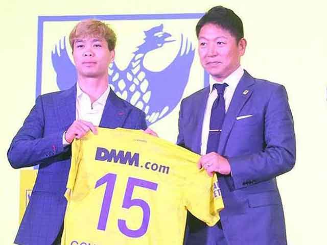 Bóng đá - Lì lợm như Công Phượng!