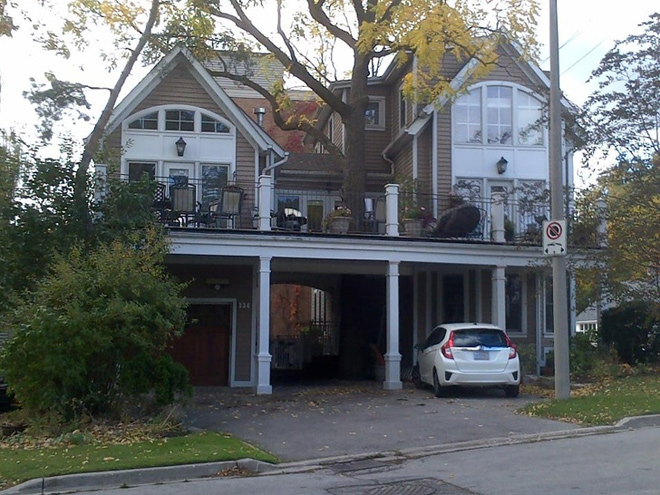 Những công trình phải "nhượng bộ" cho cây xanh - 7