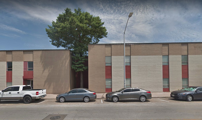 Những công trình phải "nhượng bộ" cho cây xanh - 4