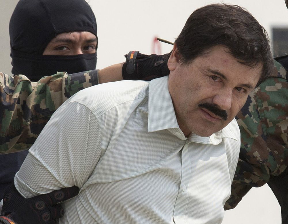 Trùm ma túy El Chapo bị đòi hơn 12 tỷ USD, luật sư bào chữa nói lời cay đắng - 1
