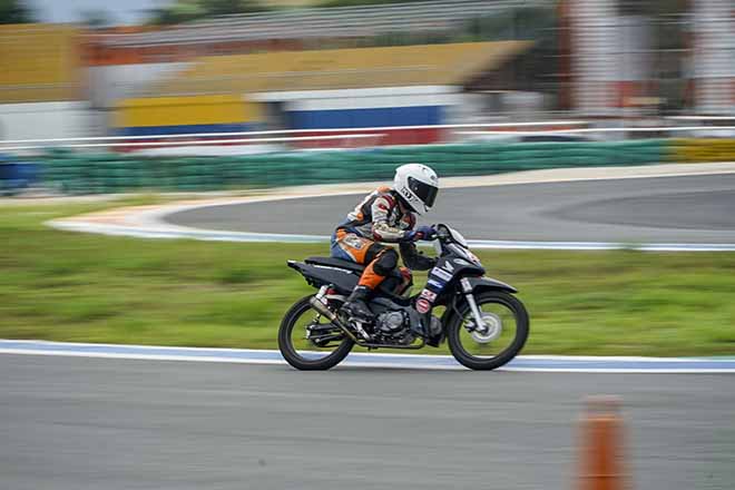 Vòng ba giải đua xe mô tô Việt Nam chính thức khởi tranh - 5