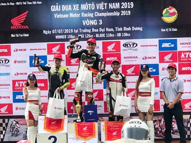 Vòng ba giải đua xe mô tô Việt Nam chính thức khởi tranh - 14