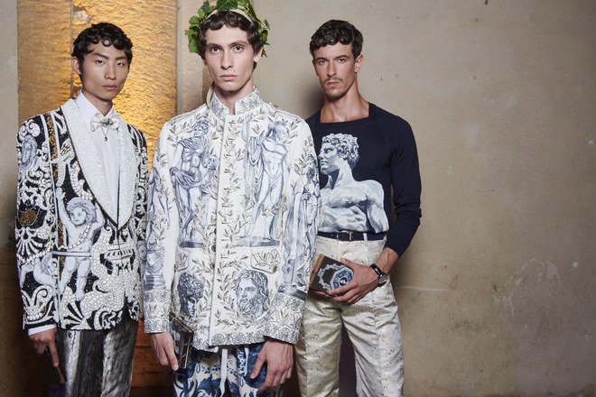 Show xa xỉ D&G Alta Moda 2019: Thần nữ giáng thế của người Ý - 7